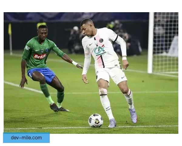 皇马宣布与阿迪达斯续约至2030年 加强合作关系打造未来新篇章